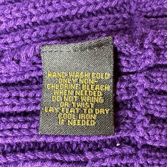 Lauren Ralph Lauren Purple Zip Up Cable Knit Sweater. Size P/L - Picture 3 of 5